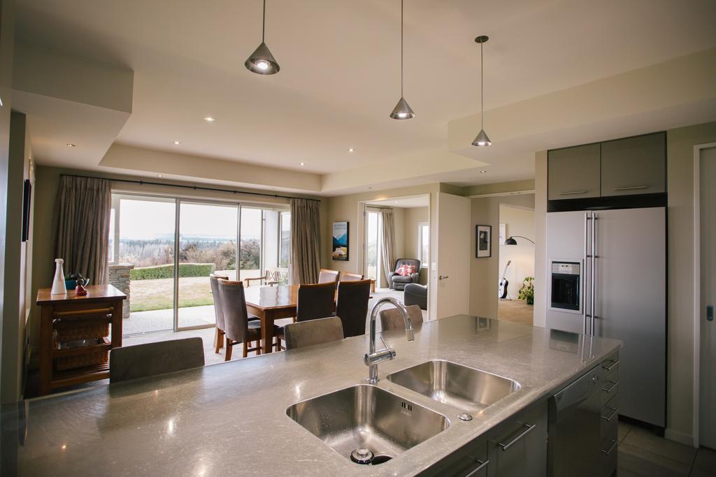 Riverview Terrace Wanaka Exterior photo
